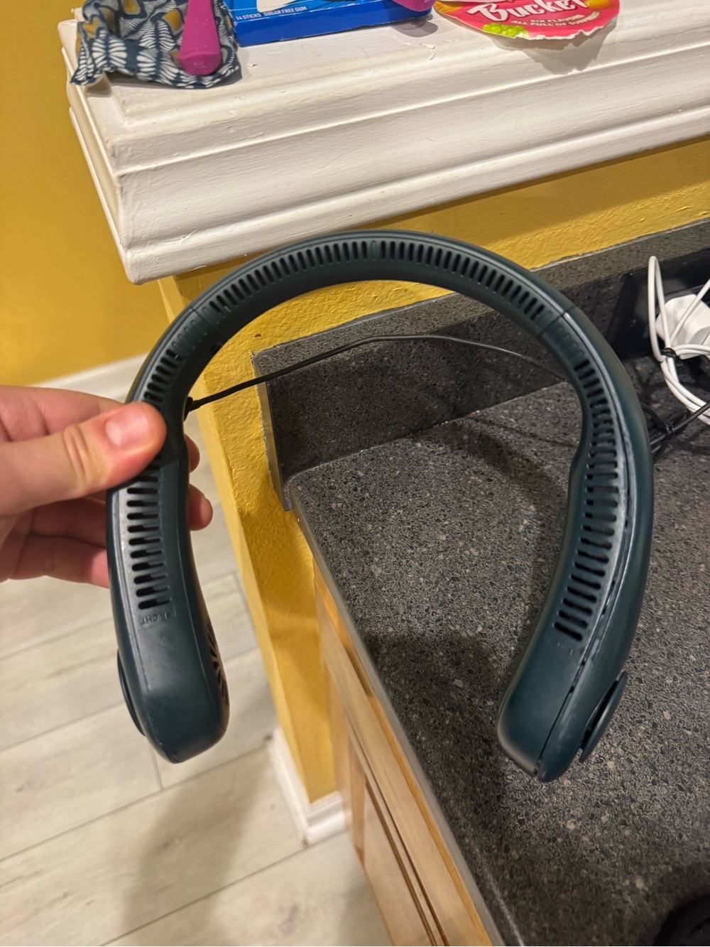 Neck fan - Picture 4 of 4